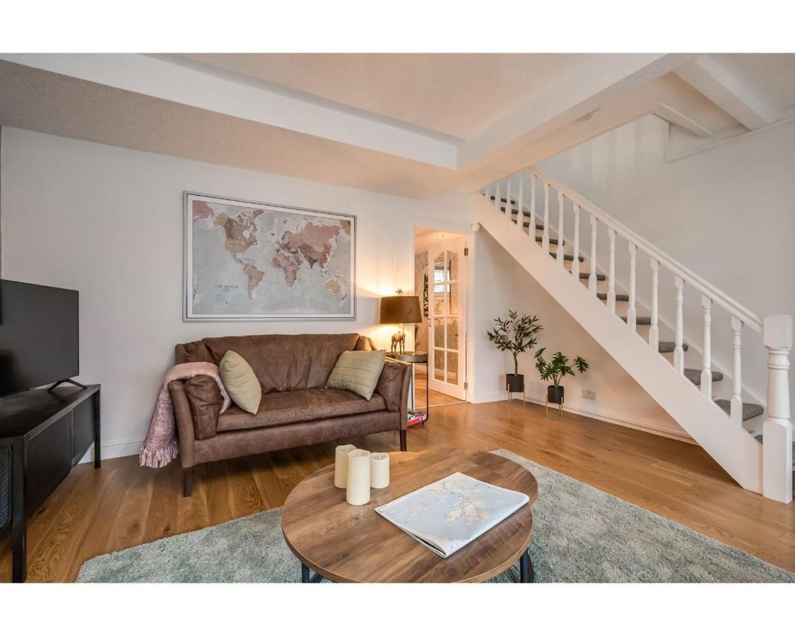 Central Belfast Apartments Belfast Work-Rest-Play R&R Экстерьер фото