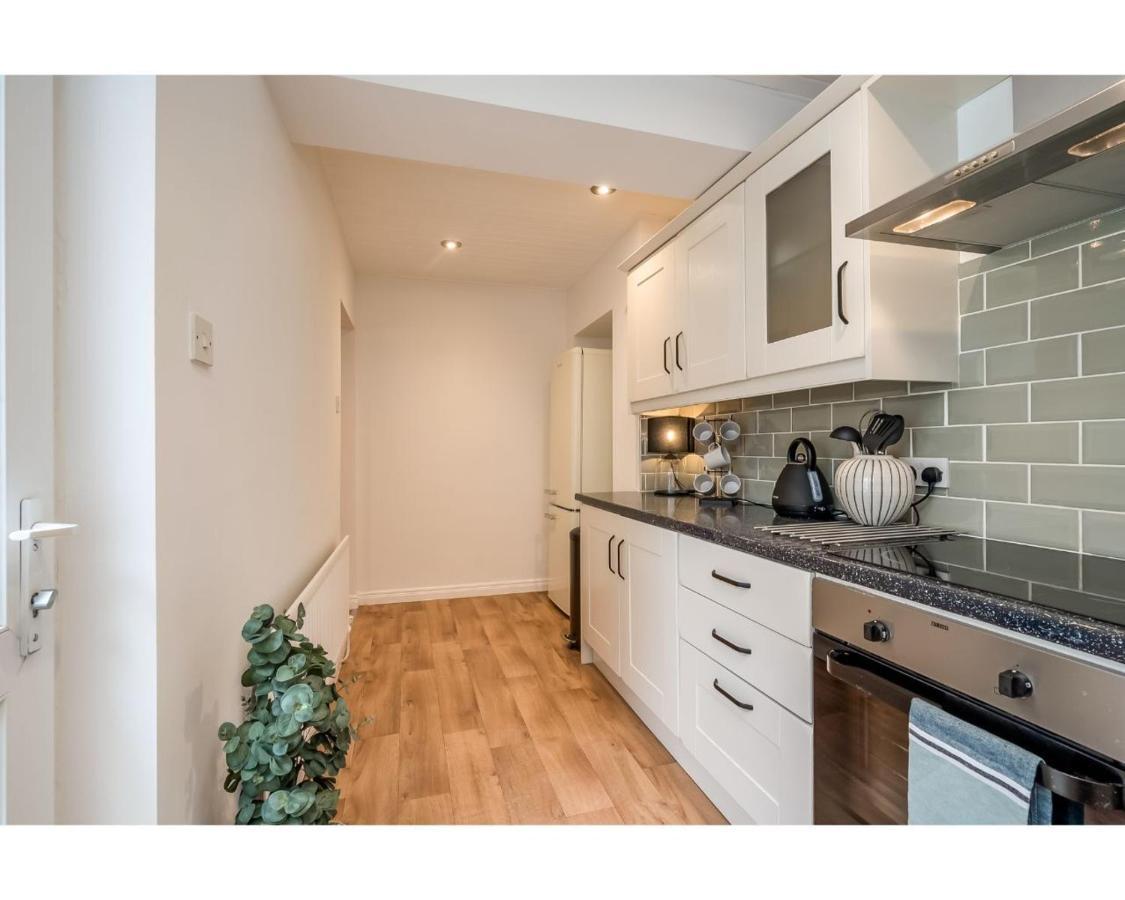 Central Belfast Apartments Belfast Work-Rest-Play R&R Экстерьер фото